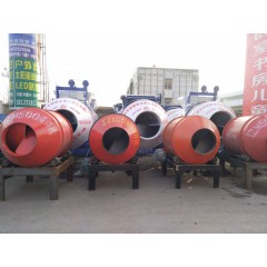 店內(nèi)產(chǎn)品展示攪拌機(jī)2
