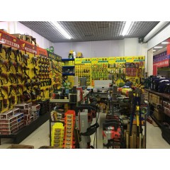 店內產品展示