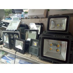 店內(nèi)產(chǎn)品展示 (12)