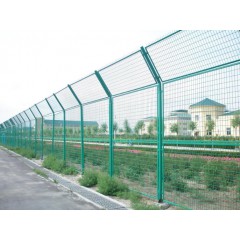 鐵絲網(wǎng) 圍欄