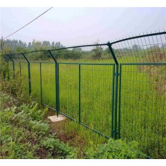 鐵絲養(yǎng)殖種植圍欄網(wǎng)
